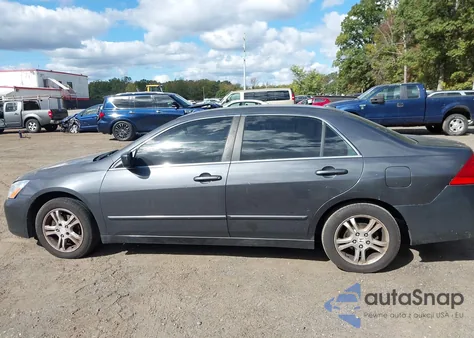 2007 Honda Accord 2.4 Ex из США, поврежденный, VIN 1HGCM56837A075003